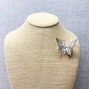 VENDOME Vtg Butterfly Brooch Pin Articulated Wings movable Silvertone Old Money